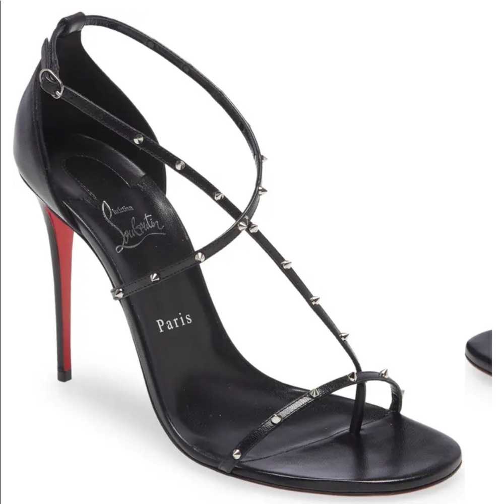 Riojana Spikes Sandal
CHRISTIAN LOUBOUTIN